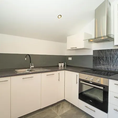 Apartman 2 Bedroom Nice Apartment In Vela Luka *